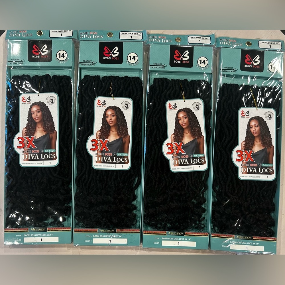 4 Packs of Bobbi Boss Diva Locs​